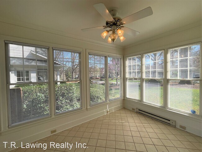 Building Photo - 3 br, 1.5 bath House - 1544 Providence Drive