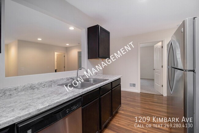 Foto del edificio - 1209 Kimbark Ave