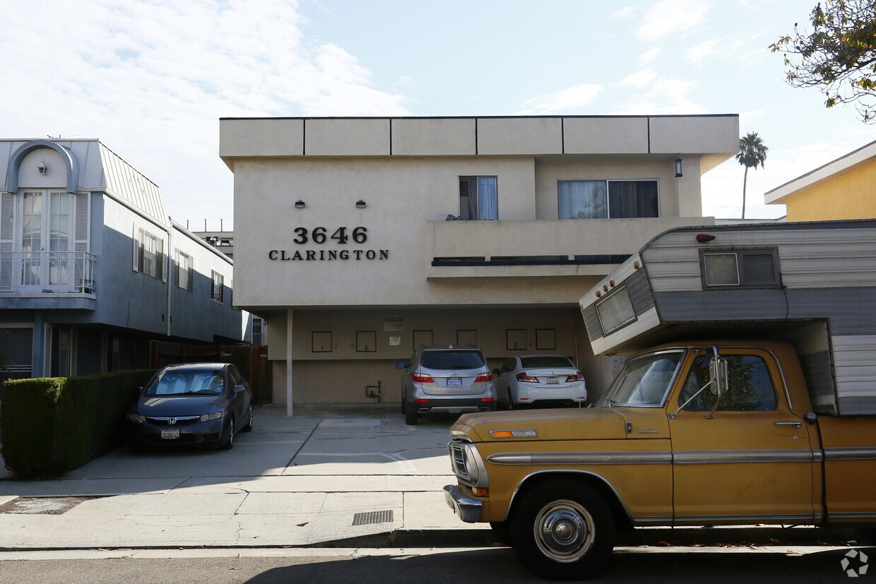 Building Photo - 3646 Clarington Ave