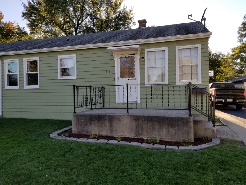 Primary Photo - 912 N Washington St