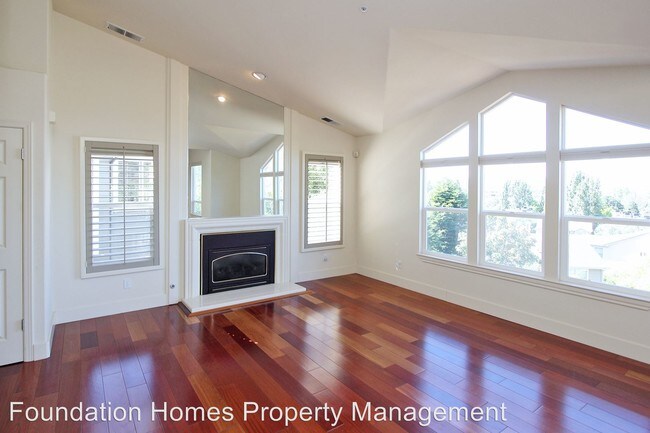 Foto del edificio - 3 br, 2.5 bath House - 3 Presidio Ct.