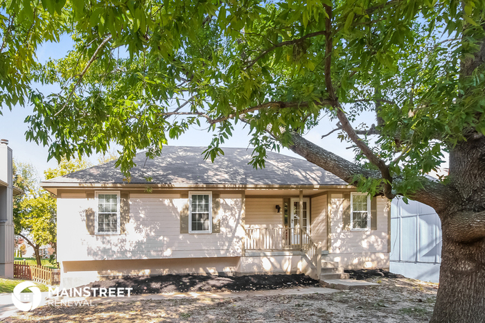 Primary Photo - 3909 Hidden Pointe Dr