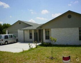 Building Photo - 15605 Connie St