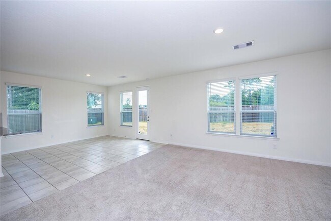 Foto del edificio - 702 Hardwood Grv Ct