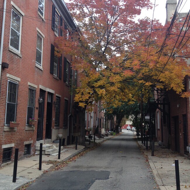 Rodman Street Entrance - 1513 South St Apartments