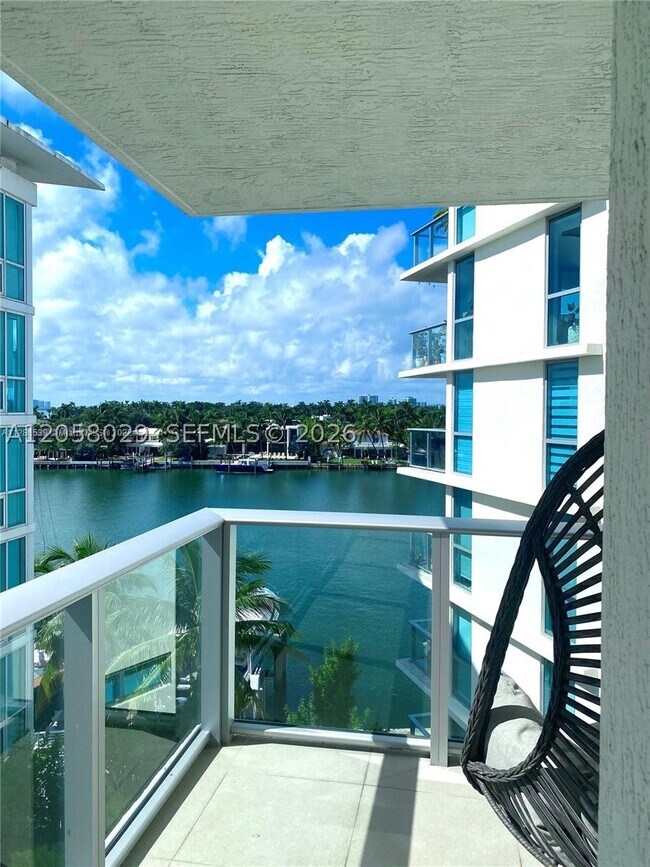 Foto del edificio - 6620 Indian Creek Dr