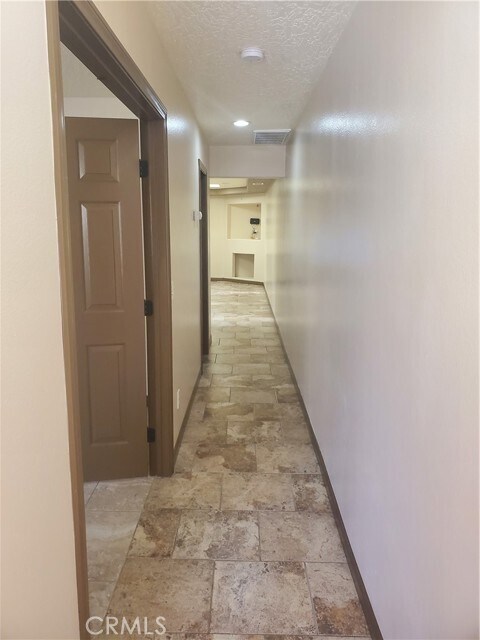Foto del edificio - 27160 Vista Rd