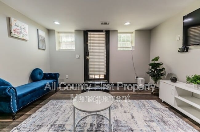 Foto del edificio - 1764 Spring Ave