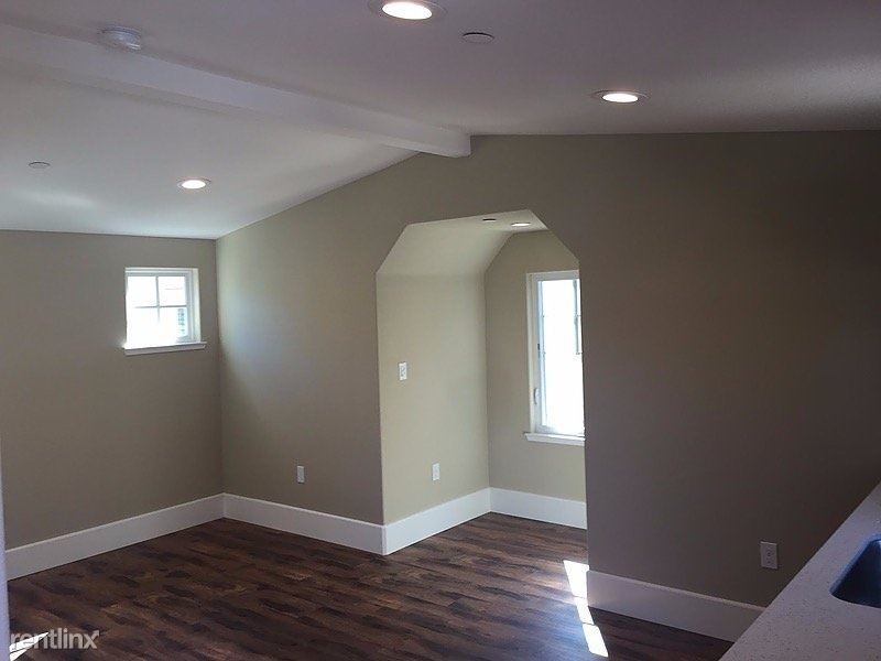 Foto principal - Studio, 1 bath Apartment - 110 Emory Common