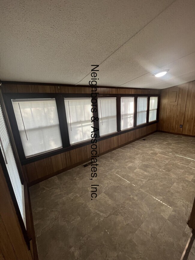 Building Photo - 5364 Red Hill Church Rd