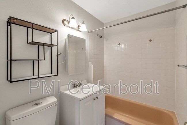 Foto del edificio - 2850 S Cherry Way