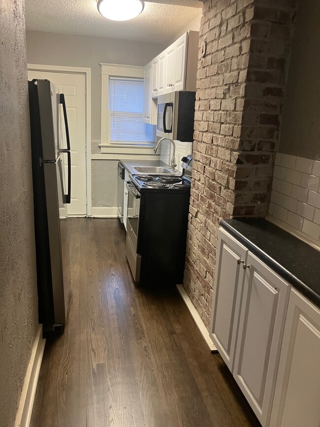 Building Photo - 4025 Harrison Street