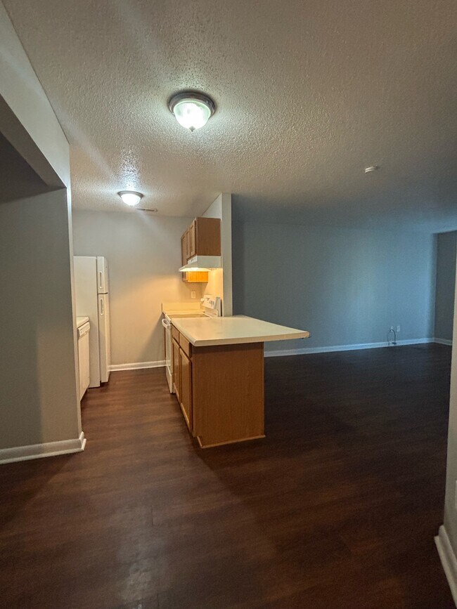 Foto del edificio - 6403 Starbrook Dr