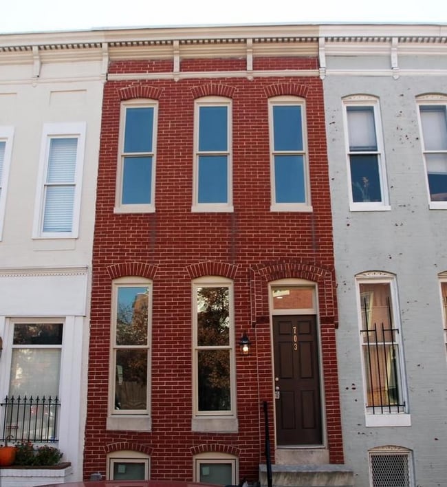 Photo - 703 Portland St Townhome