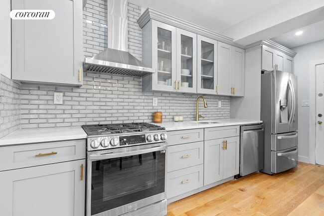Foto del edificio - 878 Clarkson Ave