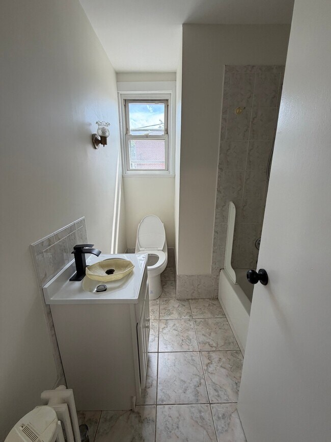 Foto del edificio - 207 Watchung Ave