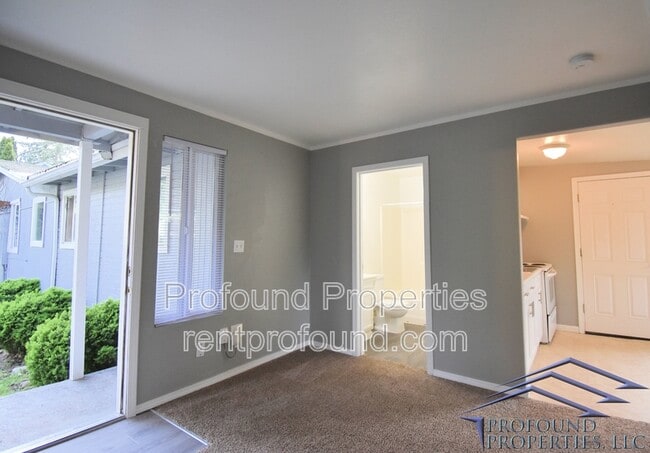 Photo - 13103 SE Lincoln Street Apartment