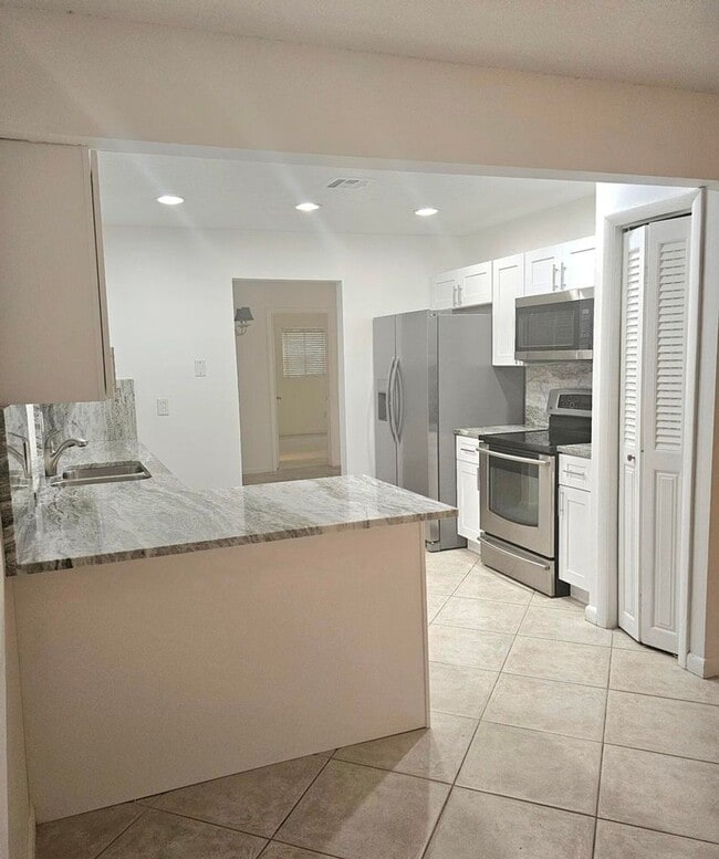 Foto del edificio - 12191 Broadleaf Ct