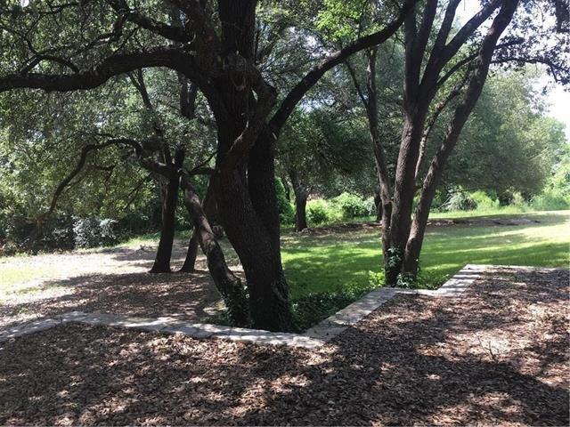 Foto del edificio - 3300 Bob White Dr