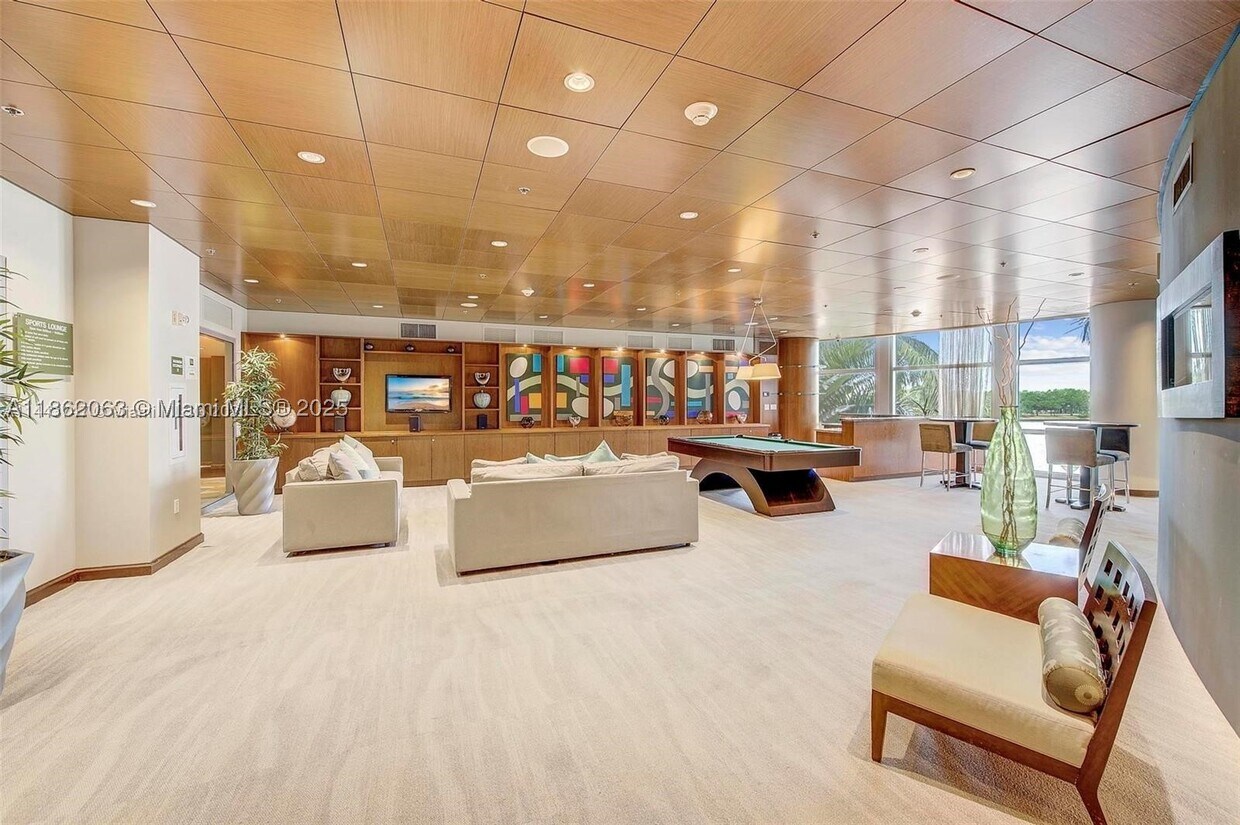 Foto del edificio - 2681 N Flamingo Rd