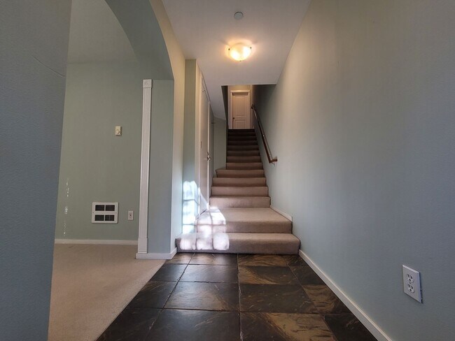 Foto del edificio - 22653 NE Alder Crest Ln