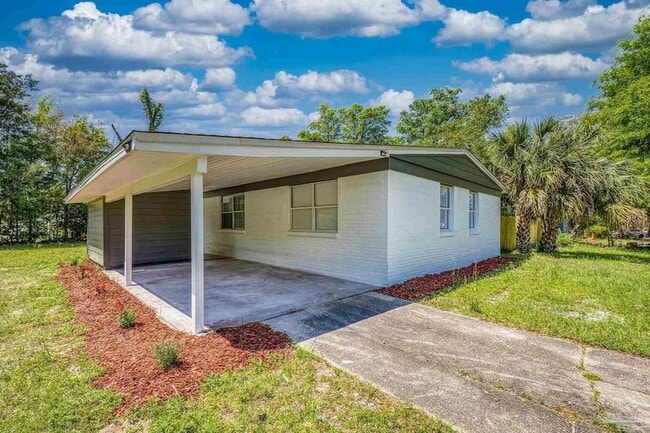 Building Photo - 1029 Kearny Dr