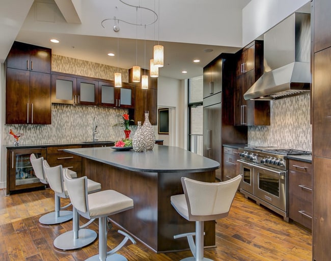 Foto del edificio - 411 W 7th St