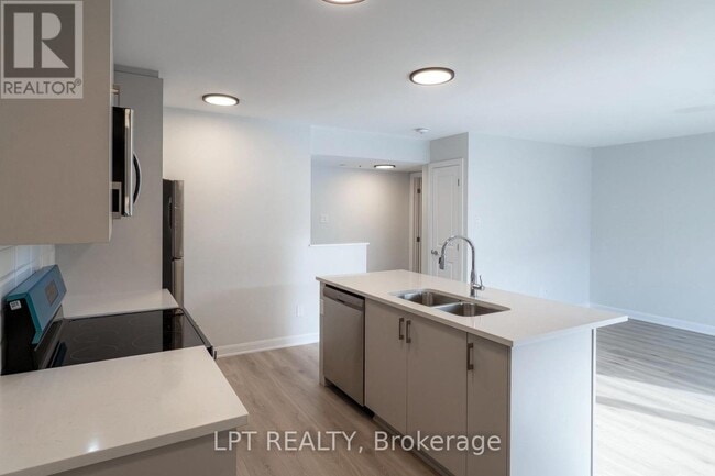 Building Photo - 401 Glenroy Gilbert Dr