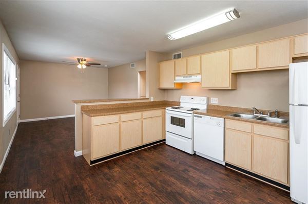 Building Photo - 3620 Southmore Blvd