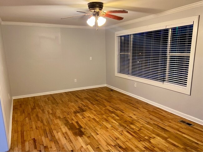 Photo - 365 Power Ave House