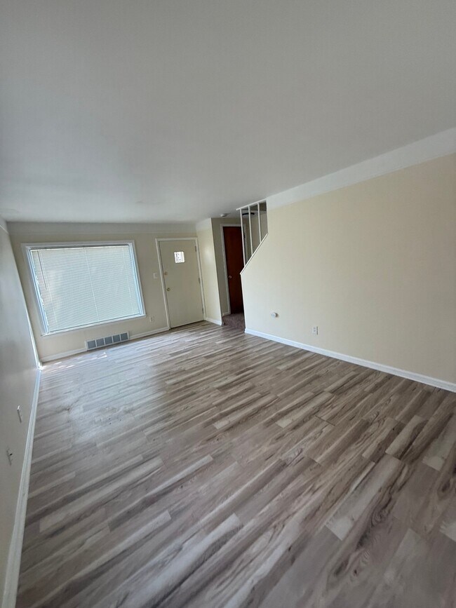 Foto del edificio - 13610 Pearson St