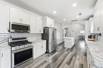 Building Photo - 202 E 34th St