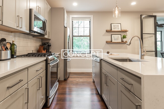 Foto del edificio - 65 Beech Glen St