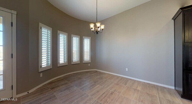 Foto del edificio - 13661 Mill Hill Ct