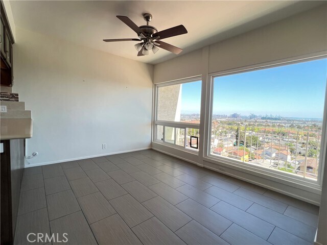 Foto del edificio - 2702 S Peck Ave