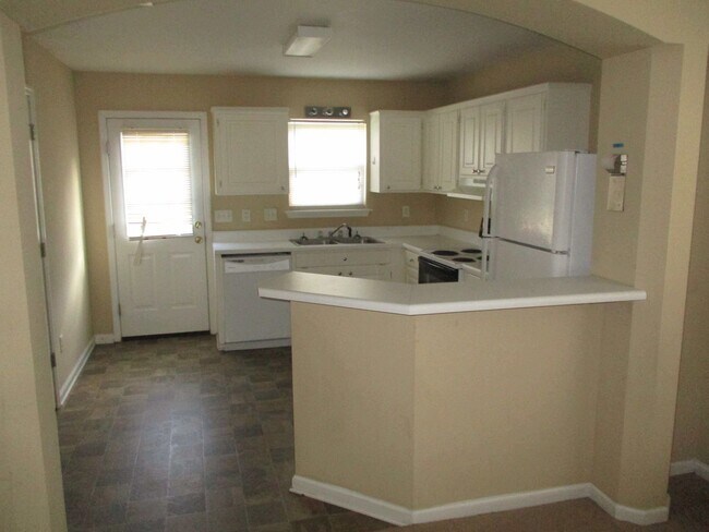 Foto del edificio - 107 Hillside Ct