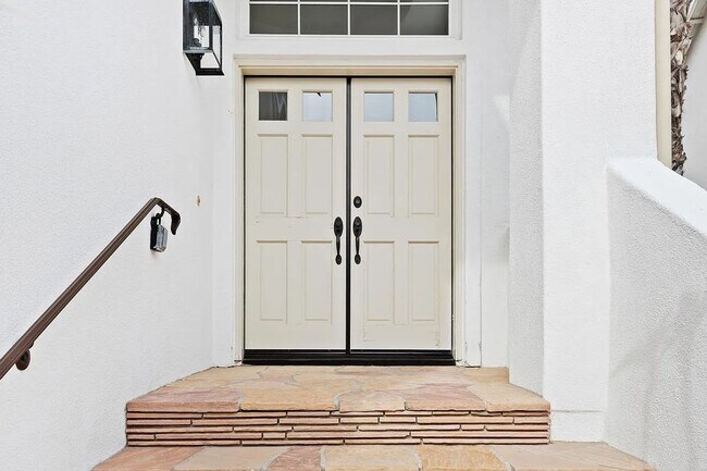 Foto del edificio - Don't miss out! Gated/Secured 3 br 2 ba home