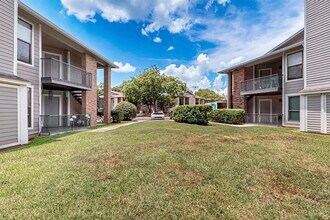 Building Photo - 10616 Mellow Meadow Dr