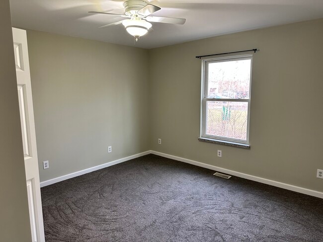 Bedroom - 168 Main St