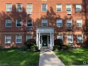Building Photo - 13817 Cedar Rd