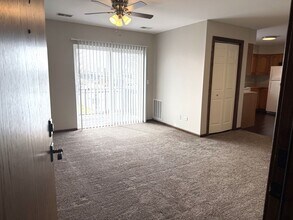 Building Photo - 9714 W 133rd Ave