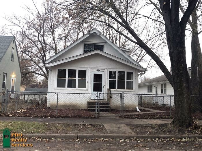 Primary Photo - 2334 Upton Ave N