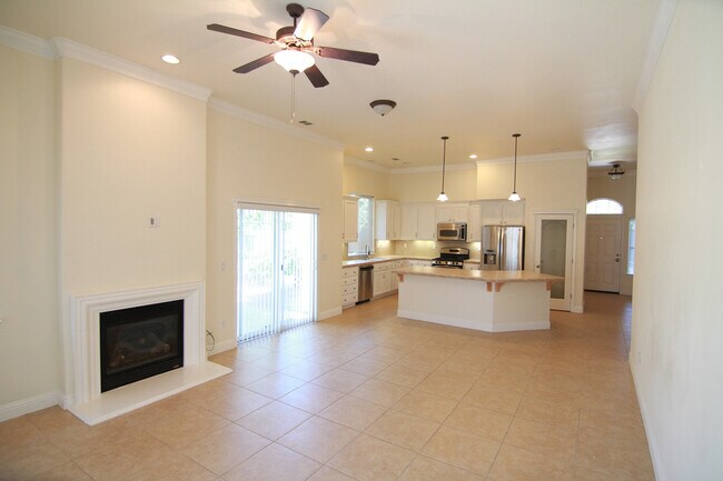 Foto del edificio - Modern 3 Bedroom, 2 Bath Home in Orland