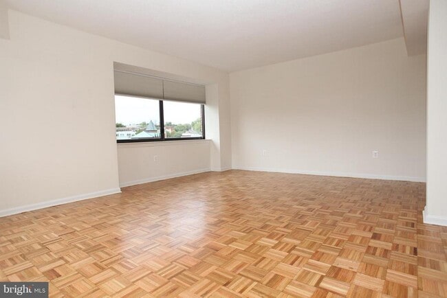 Foto del edificio - 1015 33rd St NW