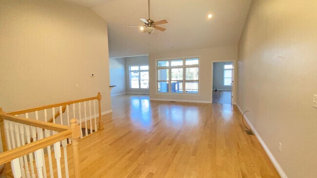 Foto del edificio - 12151 Fairway Circle, Rolla - Available Now