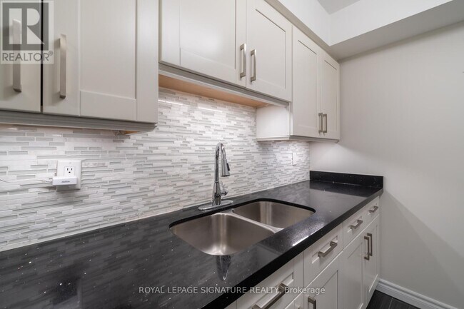 Photo du bâtiment - 68 Corporate Dr