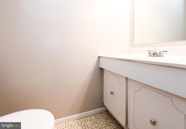 Foto del edificio - 15043 Cherrywood Dr