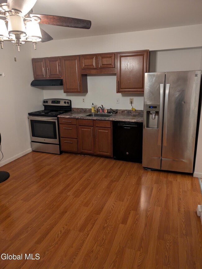 Foto del edificio - 2 Friebel Rd