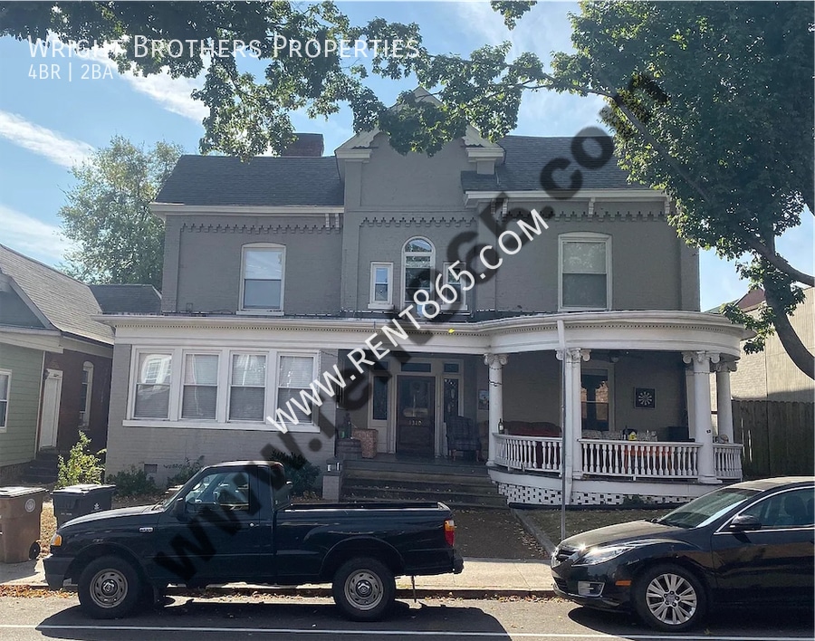 1310 Clinch Ave Unit 1, Knoxville, TN 37916 Room for Rent in