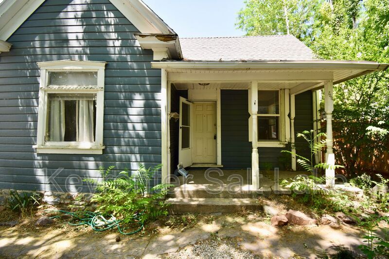 Photo - 544 Elizabeth St